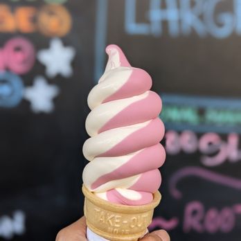 Meadowlark Dairy - Strawberry vanilla swirl - Ice Cream & Frozen Yogurt Near Me - Pleasanton, California Meadowlark Dairy - Strawberry vanilla swirl - Ice Cream & Frozen Yogurt Near Me - Pleasanton, California