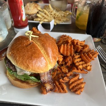 The Coal Chute Cafe and Pub - Firehouse burger with sweet potato fries - Cafes Near Me - Roslyn, Washington The Coal Chute Cafe and Pub - Firehouse burger with sweet potato fries - Cafes Near Me - Roslyn, Washington