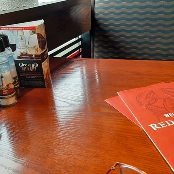 Red Lobster - Tabletop menu and payment stations - Seafood Near Me - Toronto, Ontario Red Lobster - Tabletop menu and payment stations - Seafood Near Me - Toronto, Ontario