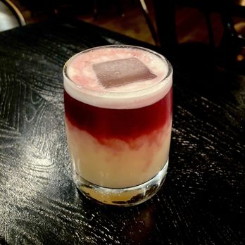 Arthouse - Paramount sour cocktail - American Near Me - Aurora, Illinois