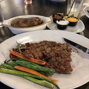 Hendos Barrel House - Steakhouses Near Me - Temecula, California