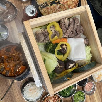 Moobongri Soondae - Hinoki - Brisket w/ veggies $40 - Soup Near Me - Artesia, California Moobongri Soondae - Hinoki - Brisket w/ veggies $40 - Soup Near Me - Artesia, California