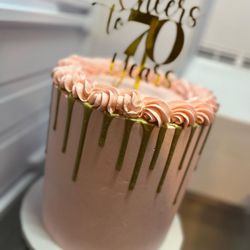 Lolo's Kitchen