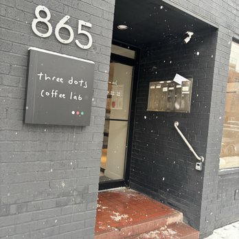 Three Dots Coffee Lab - Entrance - Coffee & Tea Near Me - Toronto, Ontario