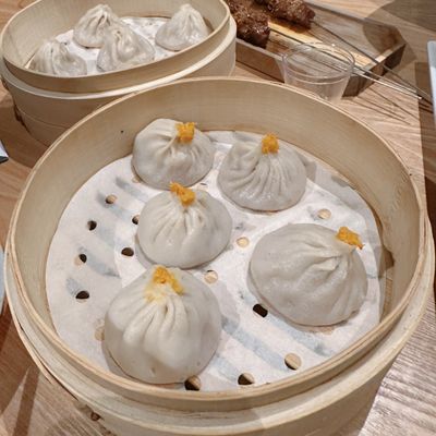 Ding Feng Tang by null
