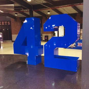 Citi Field - Jackie Robinson Rotunda - Stadiums & Arenas Near Me - Corona, New York