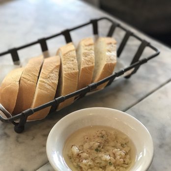 Caffe Macaroni - complimentary bread and amazing garlic sauce - Italian Near Me - San Francisco, California Caffe Macaroni - complimentary bread and amazing garlic sauce - Italian Near Me - San Francisco, California