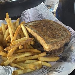 Tony D's - Anthony Rizzo Patty Melt