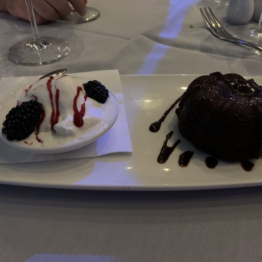 Watermark Fallsview Dining - Chocolate lava cake - Canadian (New) Near Me - Niagara Falls, Ontario Watermark Fallsview Dining - Chocolate lava cake - Canadian (New) Near Me - Niagara Falls, Ontario