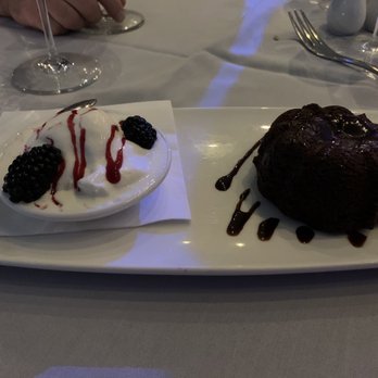 Watermark Fallsview Dining - Chocolate lava cake - Canadian (New) Near Me - Niagara Falls, Ontario
