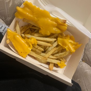 In-N-Out Burger - Bad cheese fries - Fast Food Near Me - Waco, Texas