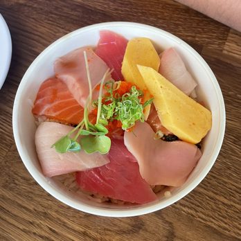Moon Sushi Bar - Chirashi Bowl $24 7/24/25 - Sushi Bars Near Me - Los Angeles, California Moon Sushi Bar - Chirashi Bowl $24 7/24/25 - Sushi Bars Near Me - Los Angeles, California
