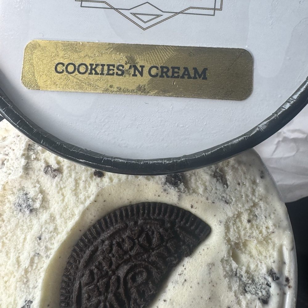 Perfect Pint - Cookies N Cream Frozen Custard - Ice Cream & Frozen Yogurt Near Me - Orange, California