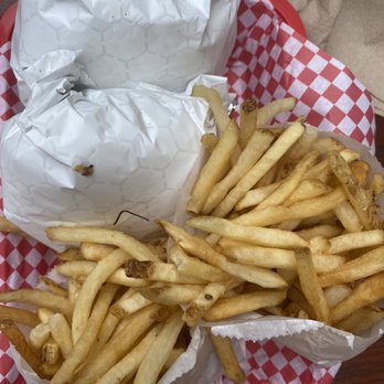 Small Cheval- Old Town - Hamburgers and Golden Fries - Burgers Near Me - Chicago, Illinois Small Cheval- Old Town - Hamburgers and Golden Fries - Burgers Near Me - Chicago, Illinois