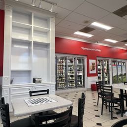 5/21/2026 - The ambiance was "poor man's Oberweiss": bare shelves, dirty, unwelcoming 5/21/2026 - The ambiance was "poor man's Oberweiss": bare shelves, dirty, unwelcoming