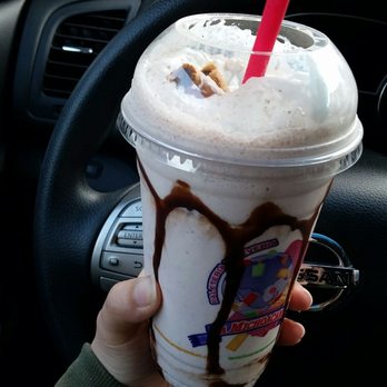 La Michoacana Premium - Small Gansito milkshake at drive thru. - Ice Cream & Frozen Yogurt Near Me - Chicago, Illinois La Michoacana Premium - Small Gansito milkshake at drive thru. - Ice Cream & Frozen Yogurt Near Me - Chicago, Illinois