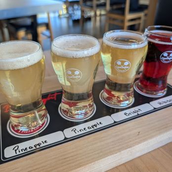 Cascadia Pizza - Cider flight - Pizza Near Me - Salem, Oregon