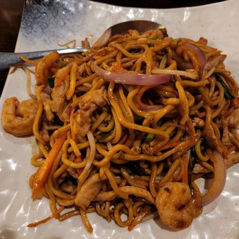 TNR Cafe - Chicken and Shrimp combo - Chinese Near Me - Arlington, Virginia