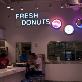 The Donut Pub - LED Sign of Fresh Donuts - Donuts Near Me - New York, New York The Donut Pub - LED Sign of Fresh Donuts - Donuts Near Me - New York, New York