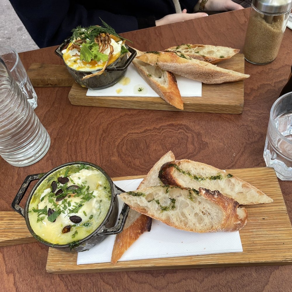 Baked eggs