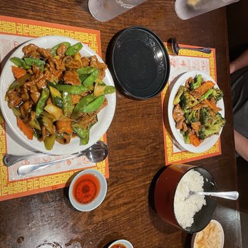 Mayflower Chinese Cuisine - Dinners served with rice - Chinese Near Me - Chandler, Arizona