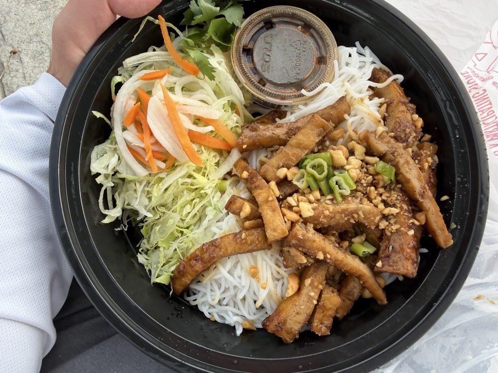 Food from Yen's Sandwiches