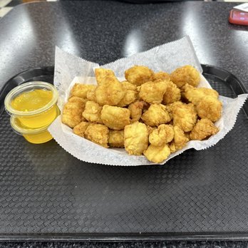 Goldenrod Restaurant Drive-In - Large Scallop Box with drawn butter - Ice Cream & Frozen Yogurt Near Me - Manchester, New Hampshire Goldenrod Restaurant Drive-In - Large Scallop Box with drawn butter - Ice Cream & Frozen Yogurt Near Me - Manchester, New Hampshire