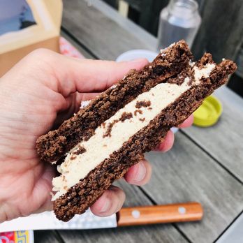 Defloured - Nutella sandwich cookie with espresso buttercream - Bakeries Near Me - Chicago, Illinois