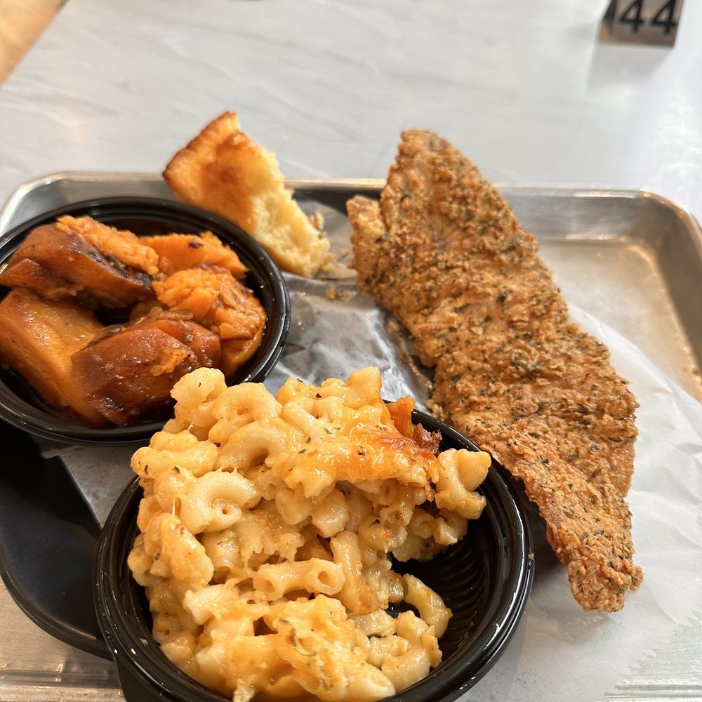 Cornbread Brooklyn - We really enjoyed the food and Zee was very helpful and nice. The cornbread was delicious! Everything was tasty ! - Soul Food Near Me - Brooklyn, New York