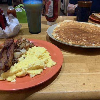 Granny D's - Coffee & Tea Near Me - Canyon Lake, Texas Granny D's - Coffee & Tea Near Me - Canyon Lake, Texas