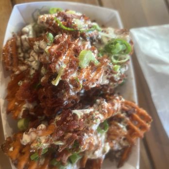 Lucky Bird - Parkside eatery in Aurora - loaded sweet potato waffle fries - Food Trucks Near Me Lucky Bird - Parkside eatery in Aurora - loaded sweet potato waffle fries - Food Trucks Near Me