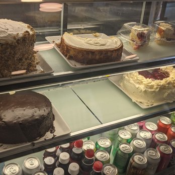 Grammy’s Place - Homemade cakes on display - Cafes Near Me - Chilliwack, British Columbia Grammy’s Place - Homemade cakes on display - Cafes Near Me - Chilliwack, British Columbia