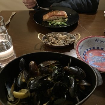 La Voile Brookline - Les Moules Frites - French Near Me - Brookline, Massachusetts