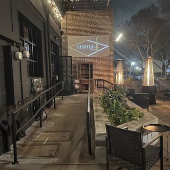 Chapter 4 at Les Amis - business front - Whiskey Bars Near Me - Fullerton, California