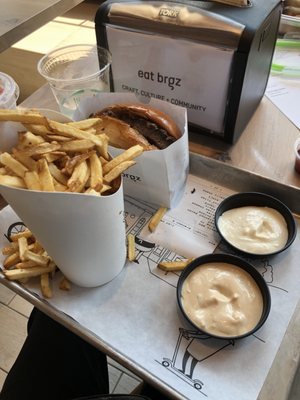 eat brgz - Capitol Hill by null