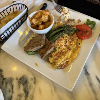 Kaffee Haus - Omelette with steak & asparagus! - Breakfast & Brunch Near Me - Puerto Peñasco, SON