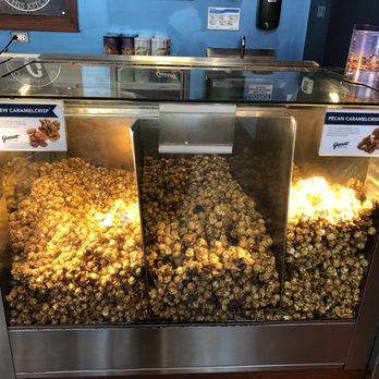 Garrett Popcorn Shops - Popcorn Shops Near Me - Chicago, Illinois Garrett Popcorn Shops - Popcorn Shops Near Me - Chicago, Illinois