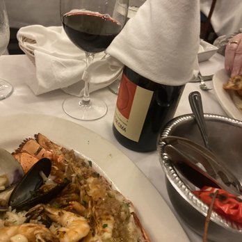 Pier 95 Restaurant - Marina - White table cloth fine dining experience - Seafood Near Me - Freeport, New York Pier 95 Restaurant - Marina - White table cloth fine dining experience - Seafood Near Me - Freeport, New York