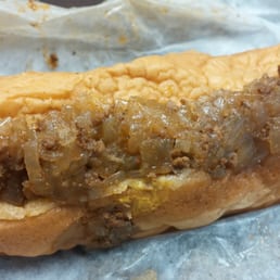 This is what a hot dog with extra chili looks like. Please take note and improve your food, accordingly... This is what a hot dog with extra chili looks like. Please take note and improve your food, accordingly...