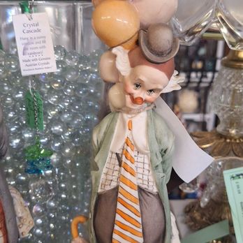 Bryant's Antique Mall - Antiques Near Me - Franklin, North Carolina Bryant's Antique Mall - Antiques Near Me - Franklin, North Carolina