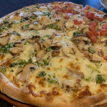Joe's Pizzeria - 1/2 white pizza with mushrooms and extra cheese - Italian Near Me - Marlton, New Jersey Joe's Pizzeria - 1/2 white pizza with mushrooms and extra cheese - Italian Near Me - Marlton, New Jersey