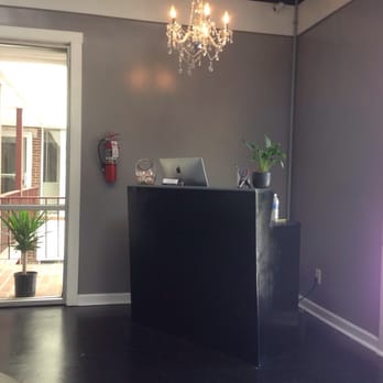 Salon Savage - Hair Salons Near Me - Akron, Ohio
