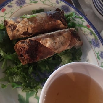Bida Saigon - Burnt egg rolls cooked in old oil - Vietnamese Near Me - Knoxville, Tennessee Bida Saigon - Burnt egg rolls cooked in old oil - Vietnamese Near Me - Knoxville, Tennessee