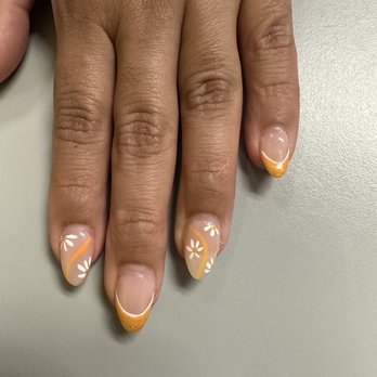 Inspire Nail Bar - Nail Salons Near Me - Chantilly, Virginia