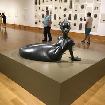 Des Moines Art Center - Museums Near Me - Des Moines, Iowa