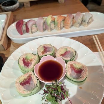 Izakaya Osen - Rainbow roll (above) and Fresh Roll (below) - Sushi Bars Near Me - Irvine, California