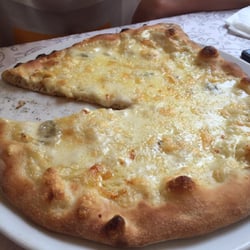 Pizzeria L'arca - Pizza 4 formaggi