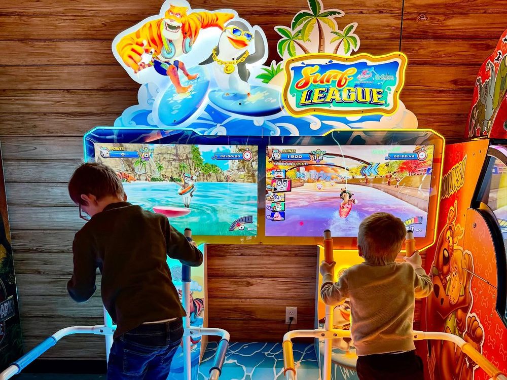 Social spots from Dive-In Arcade