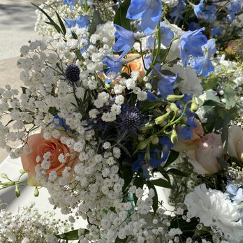 Fiore Wholesale Florals - Florists Near Me - Temecula, California