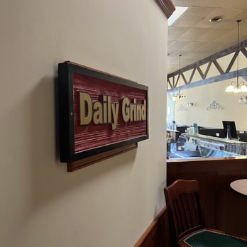 Main Street Daily Grind - Coffee & Tea Near Me - Front Royal, Virginia